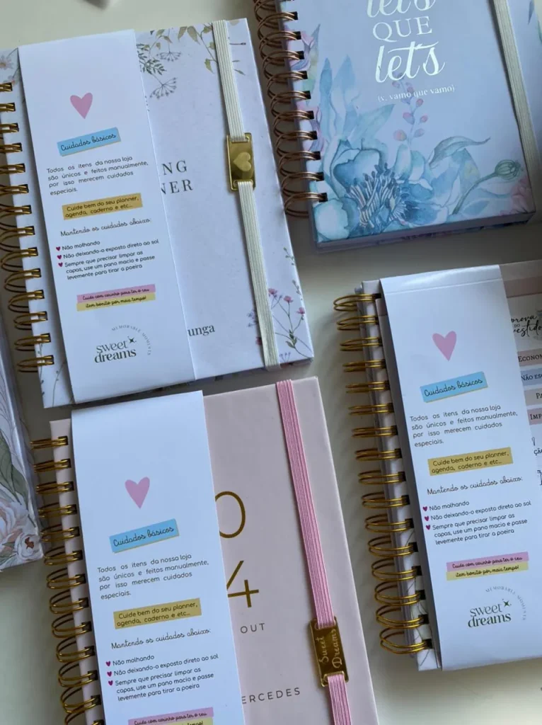 Vários planners Peonia de Papel